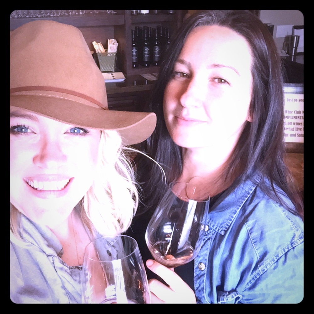 Meet your Posher, Hali